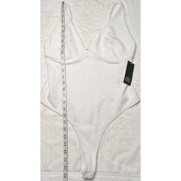 NEW Wild Fable Womens Bodysuit White Ribbed Adj Strap LARGE - Picture 2 of 3